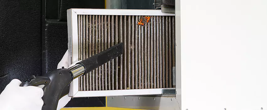 Clogged Air Duct Cleaning Process in Fort Hunt, VA